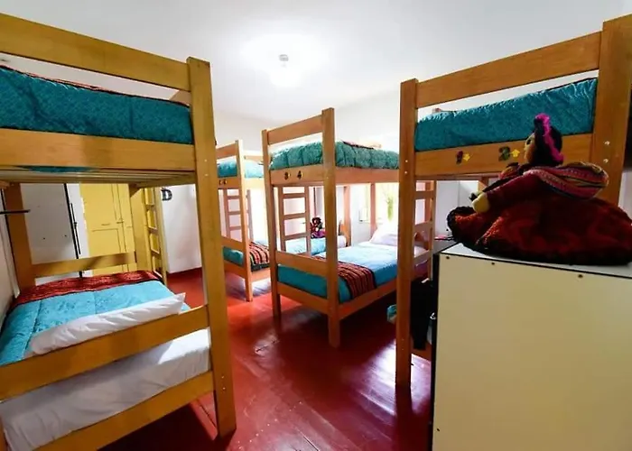 Maria*s Backpackers Hotel